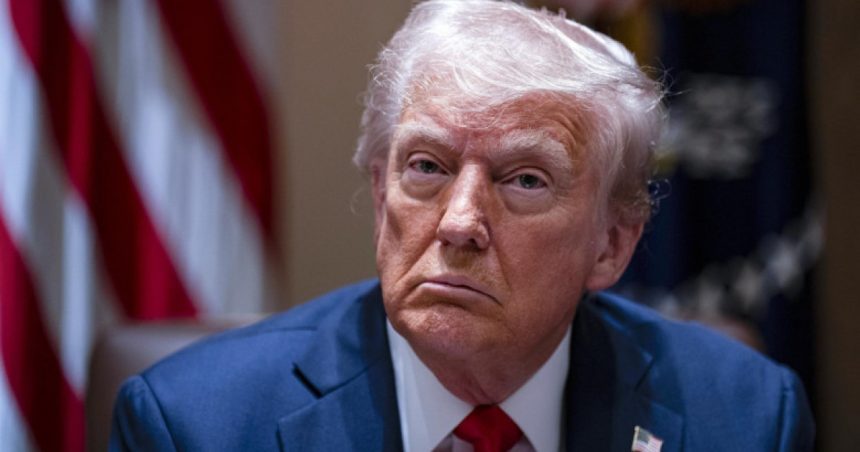 cine stie ce raspunde donald trump intrebat daca urmeaza o recesiune in sua 67ce8f584edad