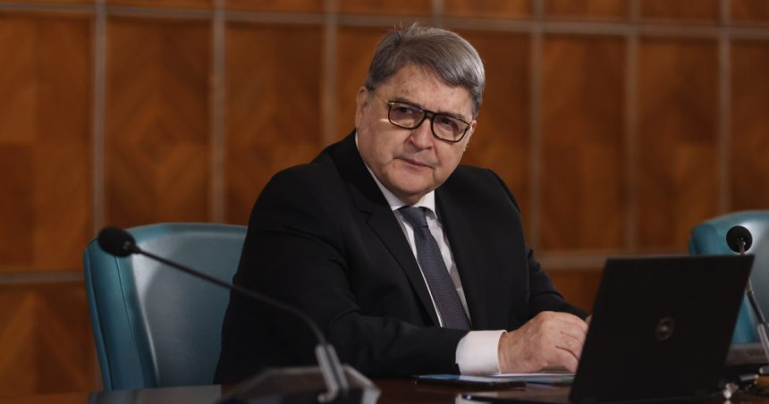 Ciolacu și Kelemen îl critică pe ministrul de Externe Hurezeanu pentru relația cu SUA: „Nu sunt mare fan. E diplomat de modă veche.” 1 ciolacu si kelemen il critica pe ministrul de externe hurezeanu din cauza relatiei cu sua nu sunt mare fan e diplomat de moda veche 67e31708ac9a4