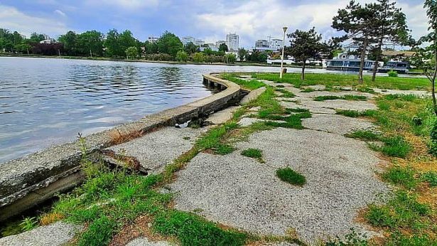 contractul de peste 5 milioane de euro pentru reabilitarea malurilor lacului tabacarie nu a fost atribuit nici acum 67ce1f33329e6
