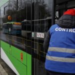controlor stb atacat de un barbat pe linia 10 de tramvai din capitala agresorul a fugit de la fata locului 67d81e2637097