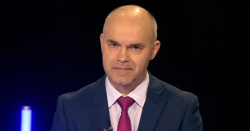 Daniel Funeriu, fostul ministru al Educației, și-a depus candidatura la BEC pentru alegerile prezidențiale. 1 daniel funeriu fostul ministru al educatiei si a depus la bec candidatura la prezidentiale 67d5a90a40730