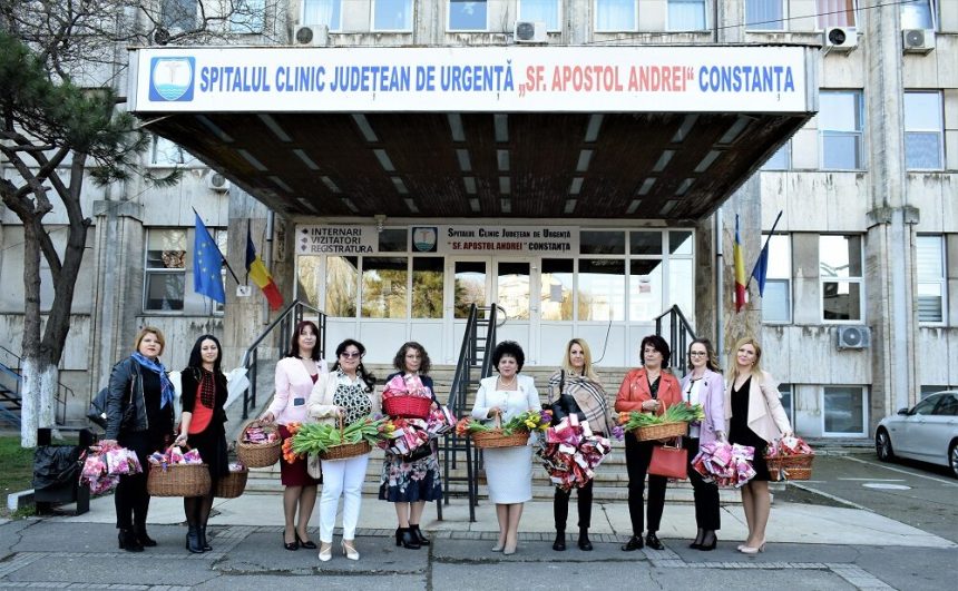 de 8 martie femeile social democrate oferta flori pacientelor si personalului medical din cadrul spitalului judetean constanta 67caf42dce8a8