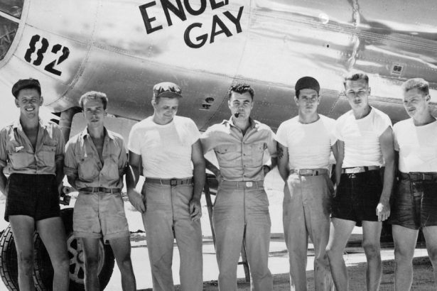 departamentul apararii din sua vrea sa stearga imaginea avionului care a bombardat hiroshima din cauza numelui enola gay 67caeb8e9ab24