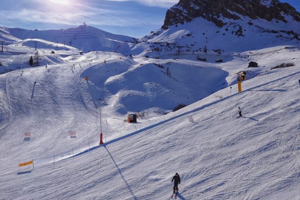 doi schiori au murit in urma unei avalanse in muntii dolomiti din italia 67d82536bd370