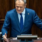 donald tusk anunta un plan de pregatire a tuturor barbatilor polonezi pentru serviciul militar 67cb2ee642e5b