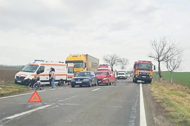 doua accidente rutiere in zona cataloi din judetul tulcea o persoana este ranita 67d15aa5e5790