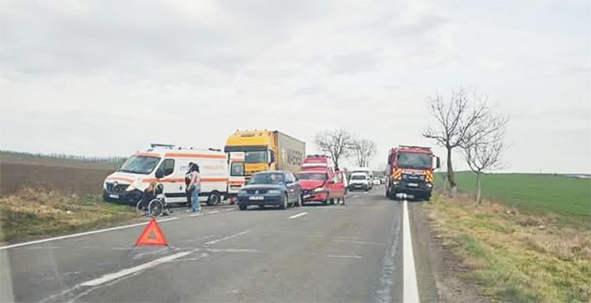 doua accidente rutiere in zona cataloi din judetul tulcea o persoana este ranita 67d15aa5e5790