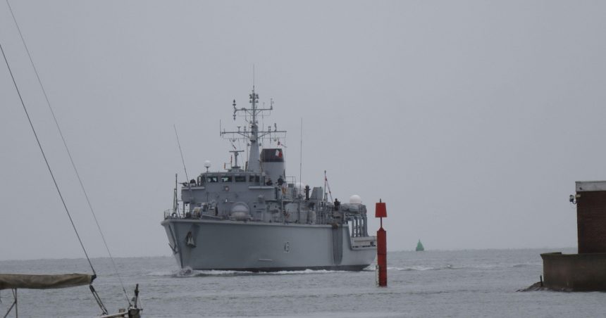 Două nave rusești care au traversat Canalul Mânecii au fost urmărite de marina britanică: „A monitorizat fiecare mișcare” 1 doua nave rusesti care au traversat canalul manecii au fost urmarite de marina britanica a monitorizat fiecare miscare 67c83e3c1fbd6