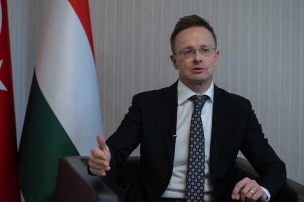 europenii sunt ingrijorati de calatoriile frecvente in rusia ale ministrului de externe al ungariei bloomberg 67e41ec86d108