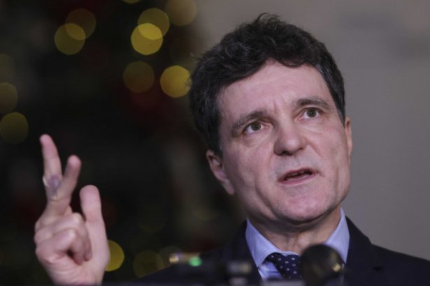 exclusiv ce raspunde nicusor dan la intrebarea daca ii e teama ca va fi incalecat de serviciile secrete ca presedinte 67d5999ef2bb7