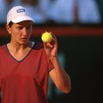 Irina Spîrlea împlinește 51 de ani. Ce declară marea jucătoare de tenis într-un interviu pentru Sport.ro despre două momente importante ale carierei. 2 exclusiv irina spirlea implineste 51 de ani ce spune marea jucatoare de tenis intr un interviu pentru sport ro despre doua momente importante ale carierei 67e3bfb4840dd
