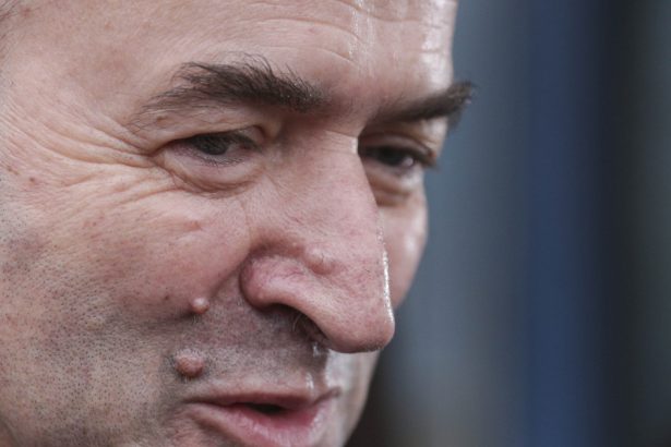 exclusiv tudorel toader explica ce inseamna decizia luata de bec in cazul calin georgescu in opinia mea nu mai poate depune din nou dosarul 67cde2f2b76bc