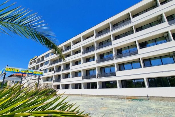 familia melcea vrea sa modernizeze si sa supraetajeze hotelul aqua park din eforie nord 67e7cede403c2