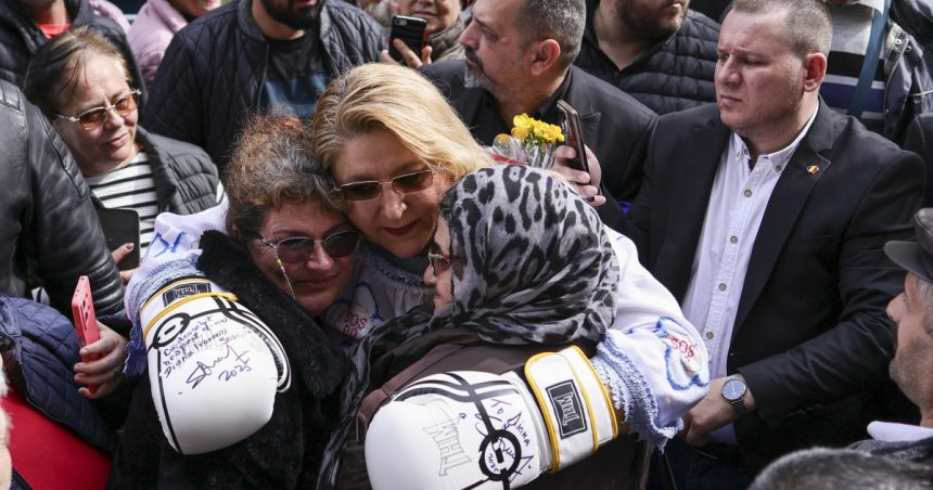 federatia romana de box dezminte ca diana sosoaca a fost numita presedinte de onoare 67d403493a735