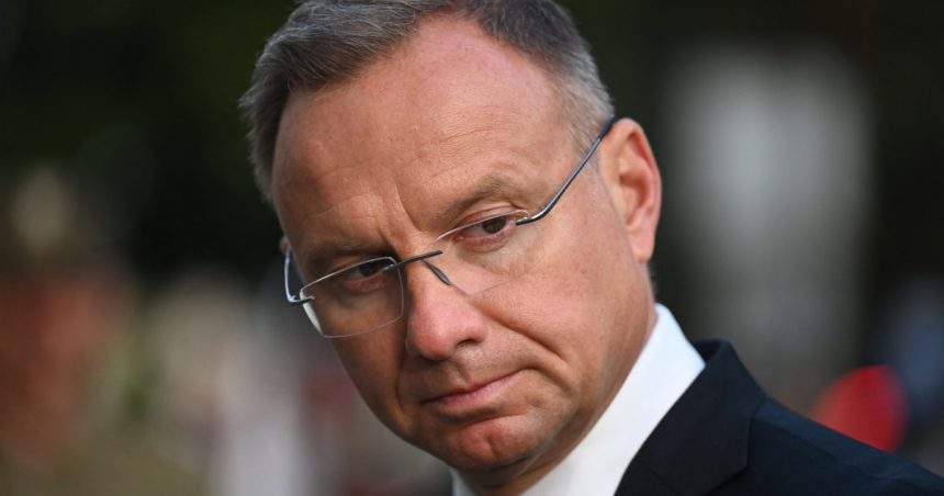 financial times polonia a cerut statelor unite sa transfere arme nucleare pe teritoriul sau 67d2ade2164ec