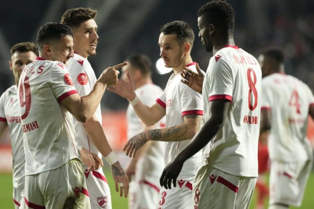 fostul campion cu dinamo da de pamant cu echipa dupa infrangerea cu cfr cluj mi s a parut deja in vacanta 67d678250a5a8