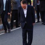 Fostul președinte sud-coreean Yoon Suk Yeol a fost eliberat din închisoare și și-a exprimat recunoștința față de popor. 2 fostul presedinte sud coreean yoon suk yeol a fost eliberat din inchisoare ma inclin in semn de recunostinta fata de popor 67cc39f570914