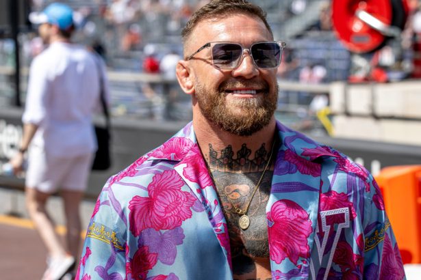 foto conor mcgregor anunta ca va candida pentru functia de presedinte al republicii irlanda 67dd4822b07a0