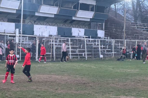 foto exclusiv paragina cum arata in 2025 stadionul care i a lansat pe danciulescu sabin ilie si sorin cartu vai mama lor 67e31e0cafd37