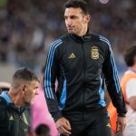 foto lionel scaloni a oferit imaginea zilei dupa argentina brazilia 4 1 s a dus direct la raphinha dupa declaratiile scandaloase 67e4ff9c9324a