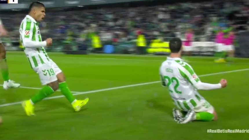 Isco n-a ținut cont de nimic! Ce a făcut după ce a învins Real Madrid, club la care a petrecut 9 ani 1 foto si video isco n a tinut cont de nimic ce a facut dupa ce a rapus real madrid club la care a petrecut 9 ani 67c368574fbcd