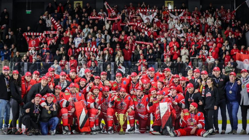 foto si video romania are o noua campioana la hochei primul titlu in istoria de fix 100 de ani a competitiei 67e0fd1f7f4a3
