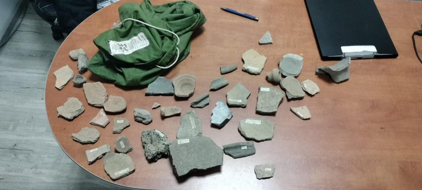 foto vestigii arheologice din perioada dacica vandute in talcioc cu 5 lei unde s a intamplat asta 67e06412077ce