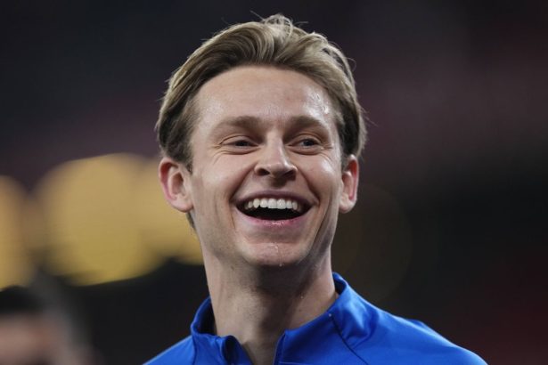 frenkie de jong dorit de gigantii din premier league barcelona e gata sa l vanda 67d690c3a0cfb