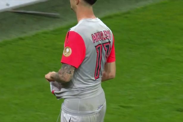 galerie foto ce le a aratat david miculescu dinamovistilor dupa gol a luat imediat galben iar homawoo a intervenit 67e99269ec82c