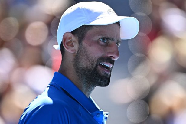 galerie foto djokovic descumpanit la miami a parasit terenul furios doar bon jovi l a facut sa zambeasca 67dd721e74dc7