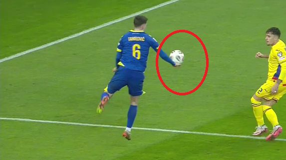 galerie foto faza controversata in romania bosnia tricolorii au cerut penalty 67ddd80cc1a0d
