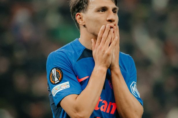 galerie foto incredibil ce au putut sa puna pe ecran francezii la fcsb lyon imaginile pot da nastere la un scandal 67cad2e78050a