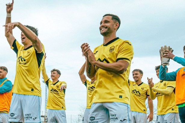 galerie foto lupta lui florin andone atacantul roman decisiv astazi pentru atletico baleares 67c45b0c3efe2