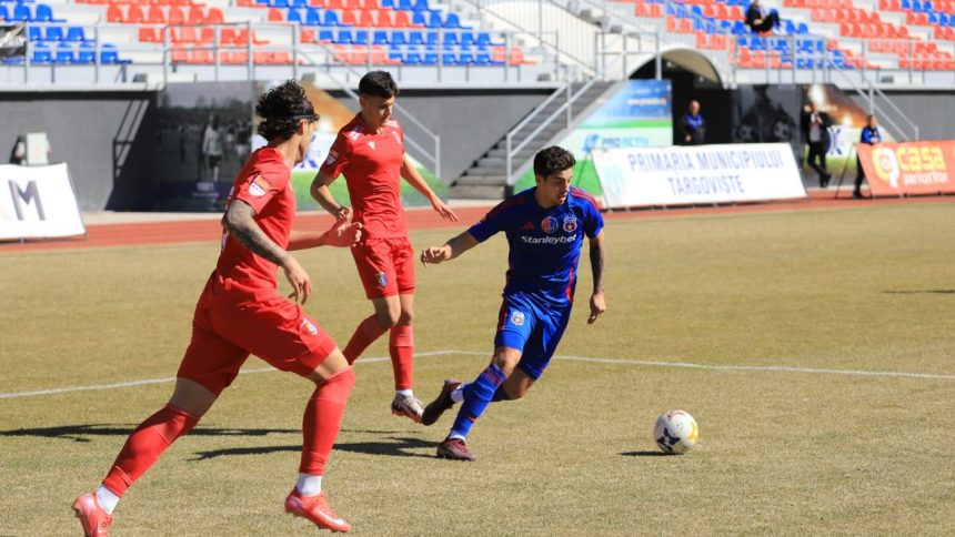 galerie foto ramase fara adversare in liga 2 steaua bucuresti si chindia targoviste au jucat totusi astazi doua debuturi la echipa din ghencea 67cc35ee0951a