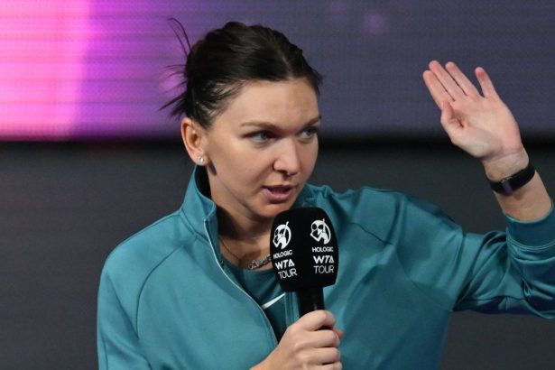 galerie foto simona halep recunoaste ca roxadustatul i a scurtat cariera romanca a dezvaluit ce s a intamplat la miami in urma cu un an 67e39917af80b