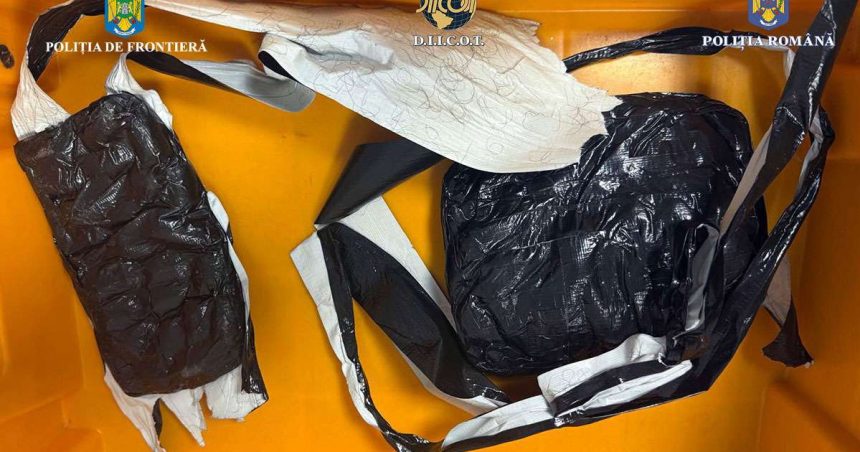 Brazilian arestat pe Aeroportul Otopeni cu pachete de droguri lipite de picioare și ascunse în stomac. 1 galerie foto un brazilian prins pe aeroportul otopeni cu pachete de droguri lipite de picioare si ascunse in stomac a fost arestat preventiv 67cada2d8eeee