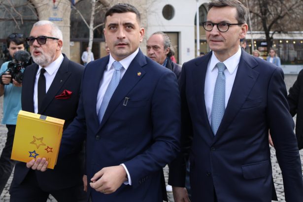 george simion si a depus candidatura la alegerile prezidentiale am depus 604 000 de semnaturi la bec eu le strang de duminica 67d44838f261c