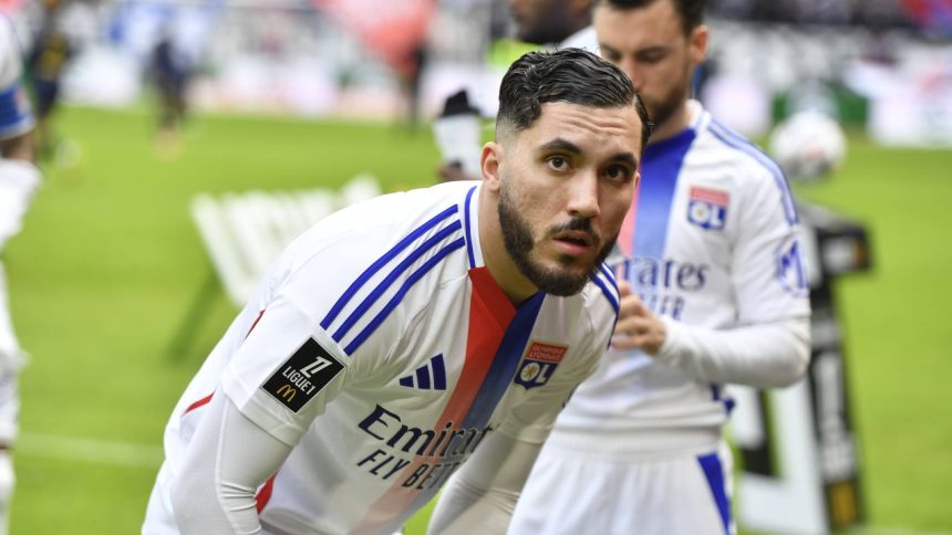 Gestul remarcabil al lui Rayan Cherki, la două săptămâni după meciul Lyon - FCSB 1 gestul superb facut de rayan cherki la doua saptamani dupa meciul lyon fcsb 67e6898d88cb2