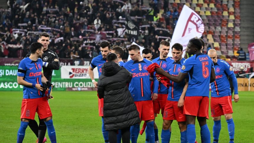 Gigi Becali își amenință titularul incontestabil după Rapid - FCSB: "Băi, vrei să pleci?" 1 gigi becali isi ameninta titularul incontestabil dupa rapid fcsb bai vrei sa te schimb 67c54d8d9a475