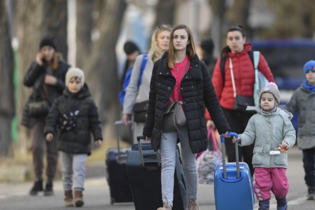guvernul va prelungi pana la finalul anului termenul de acordare a ajutoarelor financiare pentru refugiatii ucraineni 67db242e8fec0
