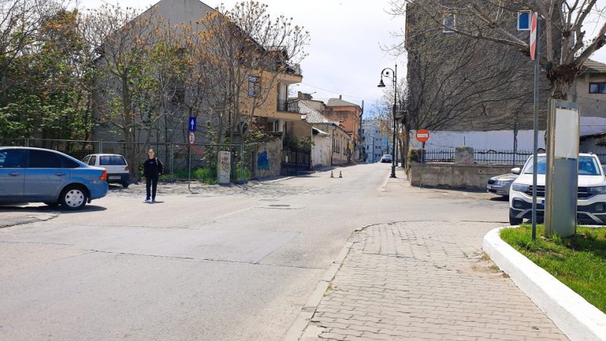 Reabilitarea unor străzi din Zona Peninsulară în acest an, fără finanțare europeană 1 in acest an vor fi reabilitate unele strazi din zona peninsulara dar nu cu bani europeni 67d4ac2879b0a