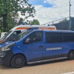 in parcul de la gara o femeie a fost luata in vizor de jandarmi fiind banuita de consum de substante interzise 67d7fc763d9f5