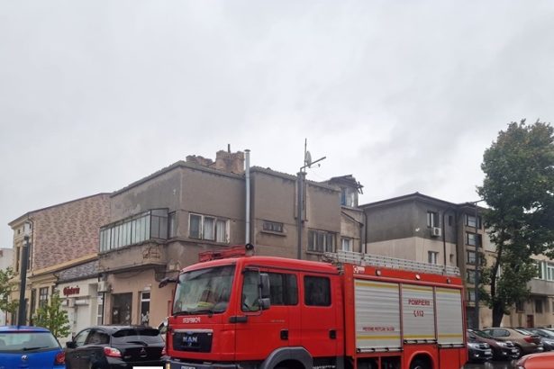 incendiu in viile noi flacarile au cuprins o baraca intervin pompierii 67d29a618cced