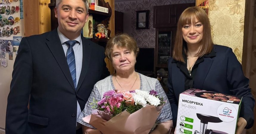 indignare dupa ce oficiali rusi au facut cadou mamelor soldatilor ucisi in ucraina masini de tocat carne 67cdbc59ae586