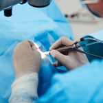 interventie rara medicii redau vederea unor pacienti prin implantarea unui dinte in ochi care sunt avantajele acestei operatii 67ce7e0b05cd8