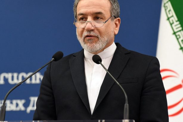 iranul anunta ca a raspuns oficial la scrisoarea lui trump politica noastra ramane sa nu negociem direct cu statele unite 67e5cf572cba8