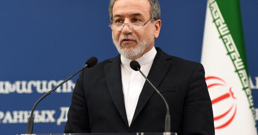 Iranul informează că a răspuns oficial la scrisoarea lui Trump: „Politica noastră rămâne să nu negociem direct cu Statele Unite” 1 iranul anunta ca a raspuns oficial la scrisoarea lui trump politica noastra ramane sa nu negociem direct cu statele unite 67e5cf572cba8