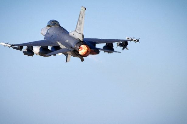 laudele unui pilot ucrainean pentru avioanele f 16 primite de la occident ce spune despre reactia rusilor cand lupta contra aeronavei 67e5ba1694e9c