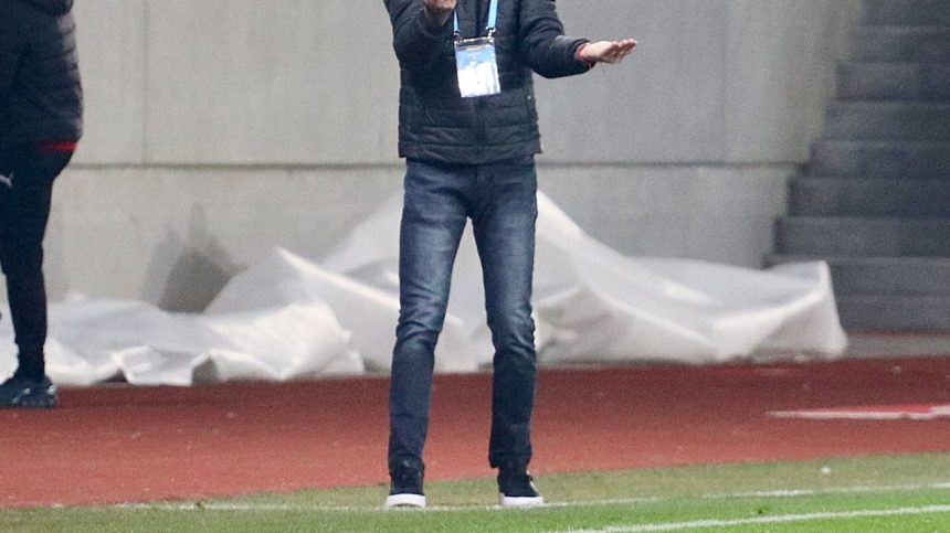 lectie de fair play din partea lui marius maldarasanu imi pare rau de ignat trebuie sa l intareasca 67ccb7f069cc6