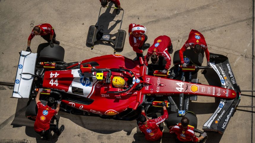 lewis hamilton face legea in china ce s a intamplat in marele premiu de la shanghai in calificari 67dd800675564